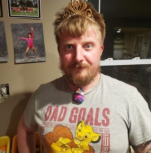 Meet your Posher, Tom